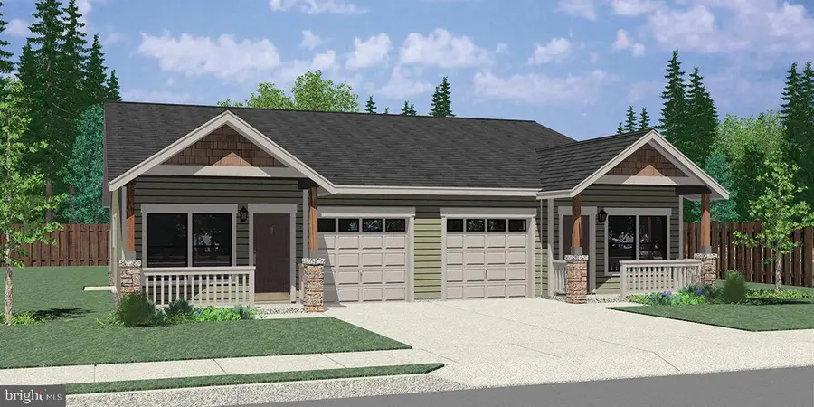 115 W Charles St, Littlestown, PA 17340 - Image #2