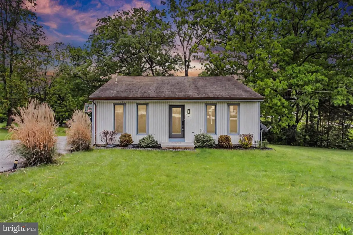 298 Lake Meade Dr, East Berlin, PA 17316 - Image #1