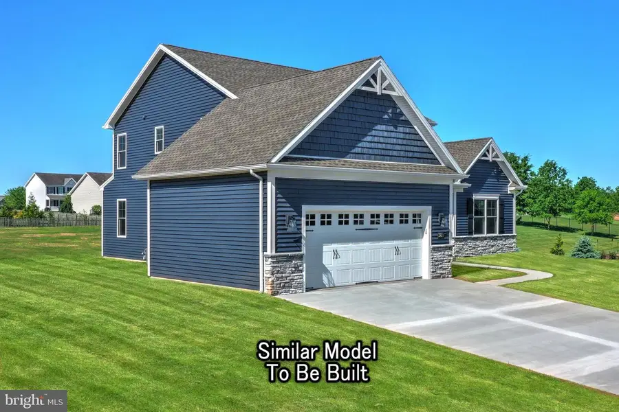 3227 Oxford Rd, New Oxford, PA 17350 - Image #2