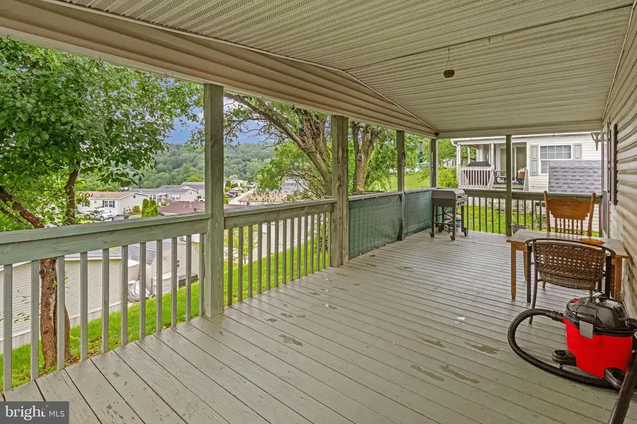 30 Raptor Dr, Hanover, PA 17331 - Image #3