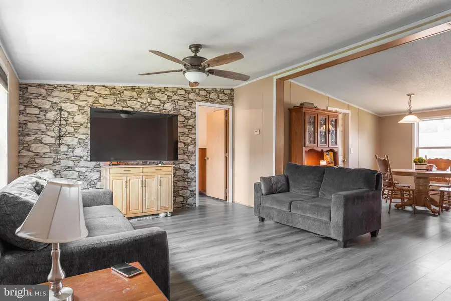 123 Broadwing Dr, Hanover, PA 17331 - Image #3