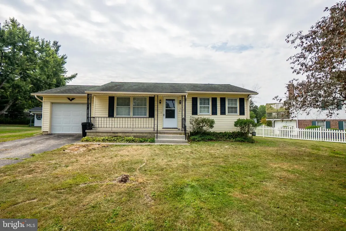 190 Woodcrest Dr, Gettysburg, PA 17325 - Image #1