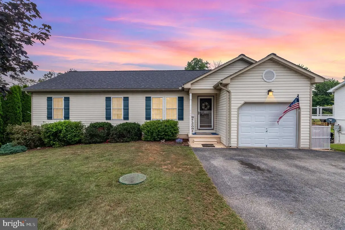 549 Grant Dr #549, Gettysburg, PA 17325 - Image #1