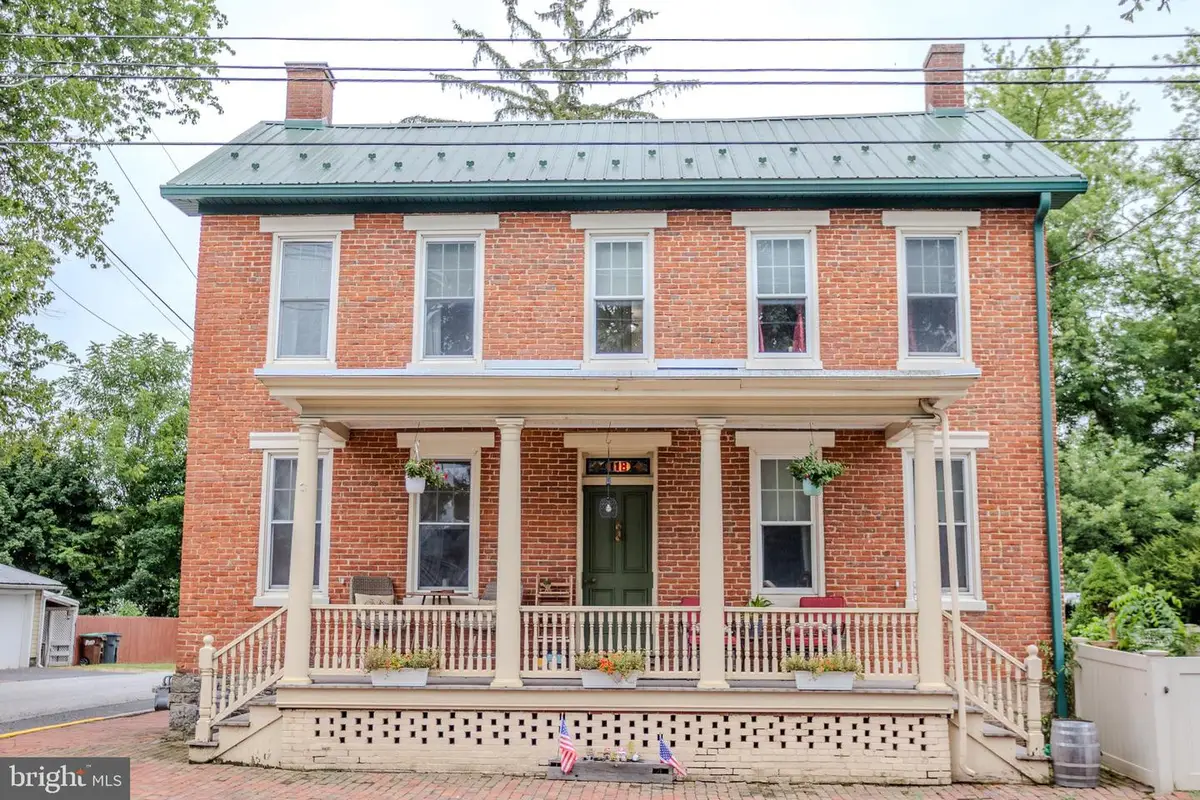 118 E Main St, Fairfield, PA 17320 - Image #1