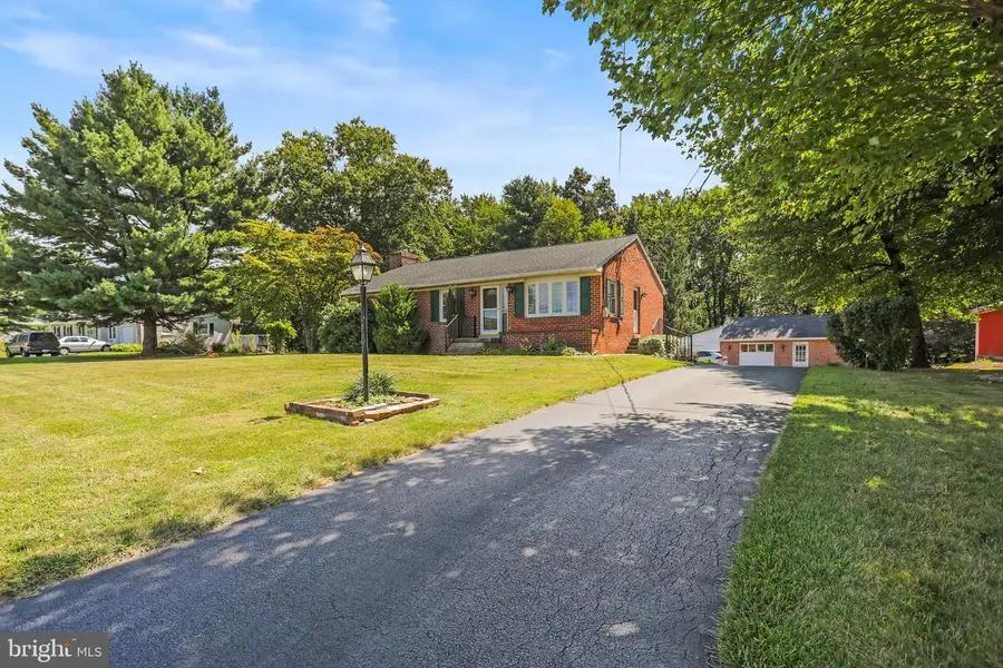 523 Berlin Rd, New Oxford, PA 17350 - Image #3