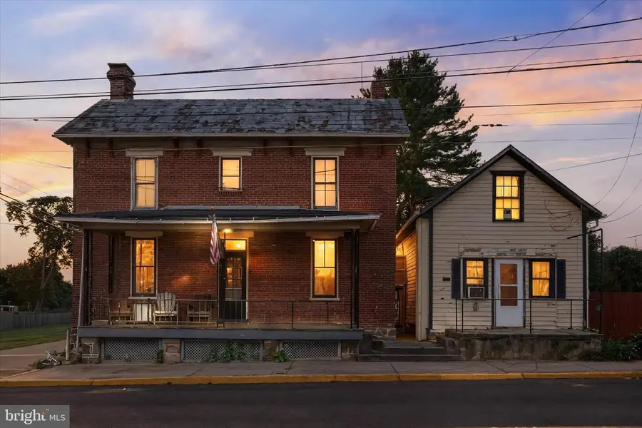 202 E Main St, Fairfield, PA 17320 - Image #2