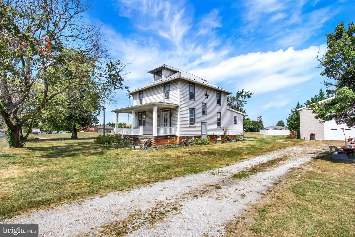 5694 Hanover Rd, Hanover, PA 17331 - Image #1