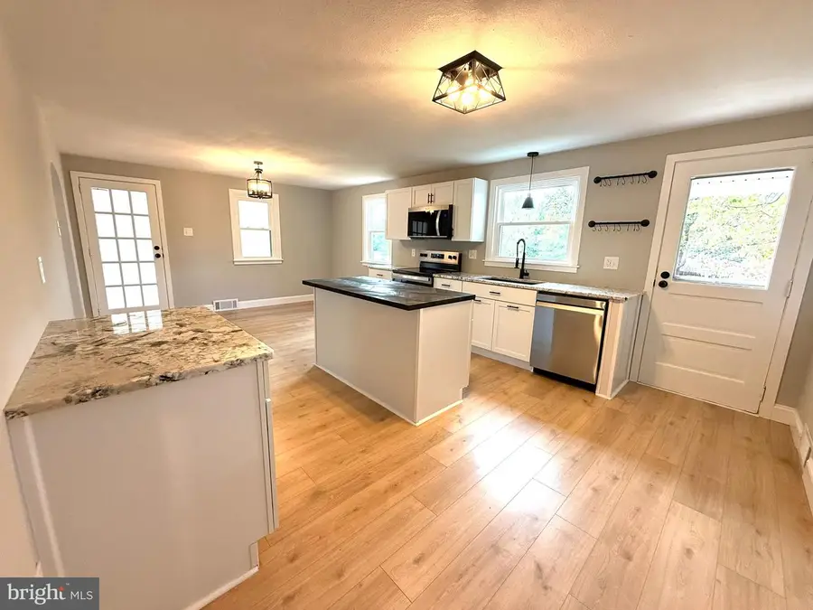 508 Beaver St, East Berlin, PA 17316 - Image #3