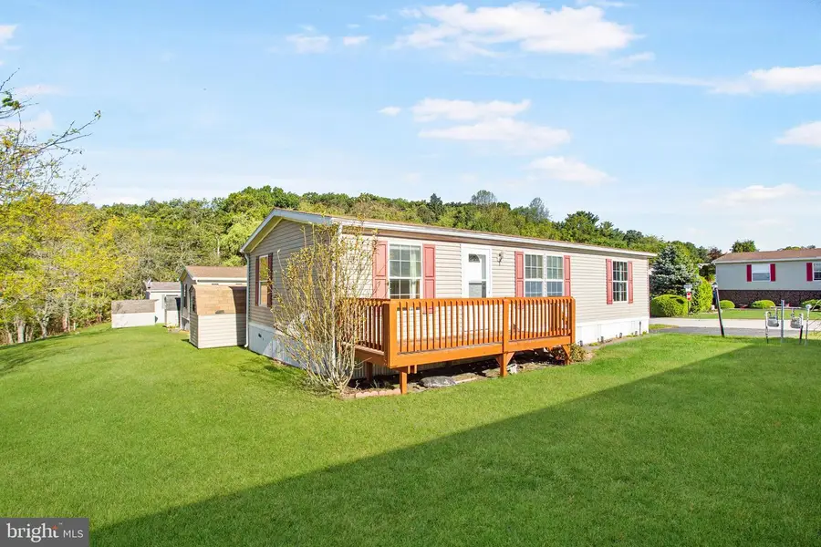 23 Broadwing Dr, Hanover, PA 17331 - Image #2