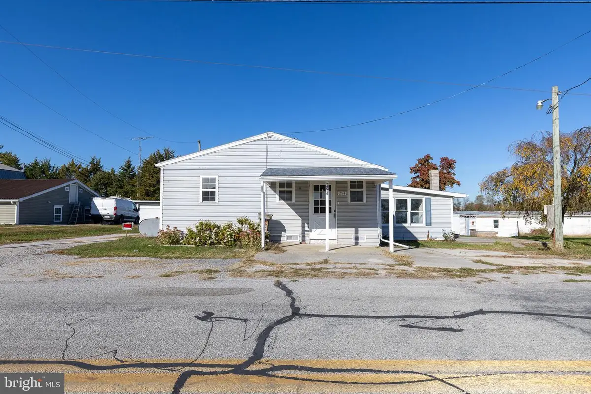 254 Mount Misery Rd, New Oxford, PA 17350 - Image #1