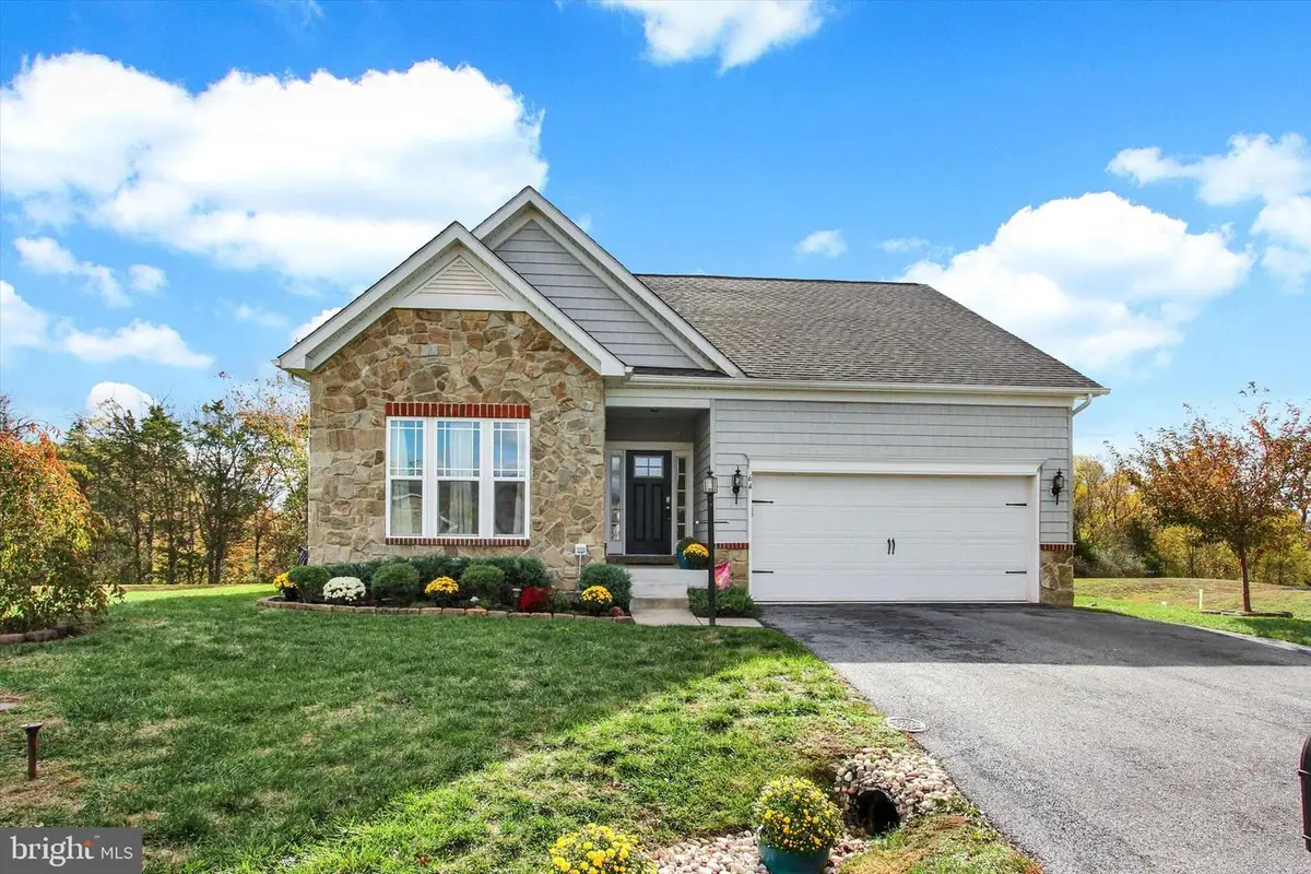 64 Cooper Ln, Gettysburg, PA 17325 - Image #1