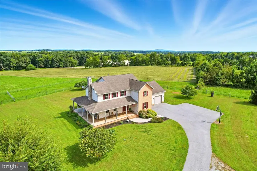 115 Creekland Dr, East Berlin, PA 17316 - Image #2