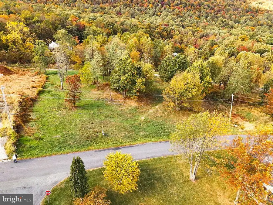 35 Warren Trl, Fairfield, PA 17320 - Image #2