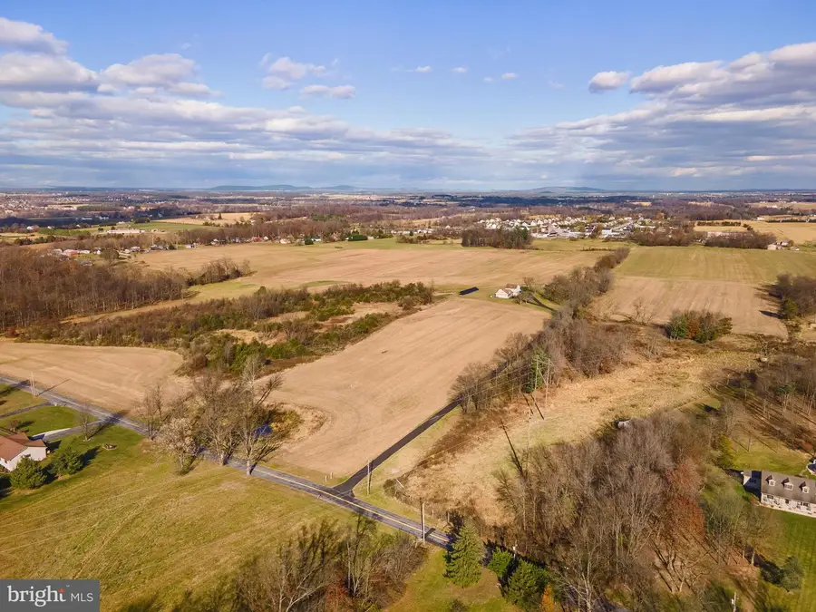 1145 The Spangler Rd, New Oxford, PA 17350 - Image #3