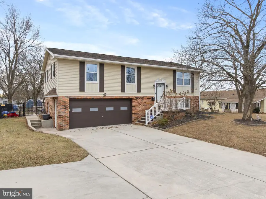 100 Hoke Dr, Gettysburg, PA 17325 - Image #2