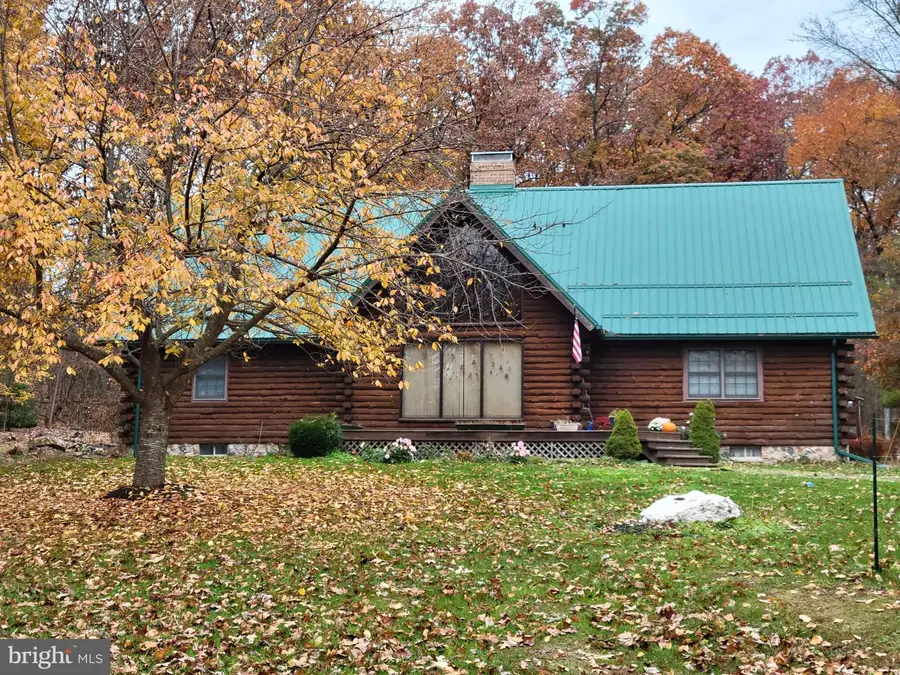 185 Antietam Ln, Fayetteville, PA 17222 - Image #2