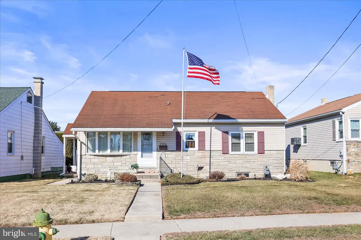 517 Delone Ave, McSherrystown, PA 17344 - Image #1