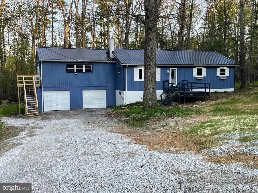 203 Pebble Ln, Biglerville, PA 17307 - #2