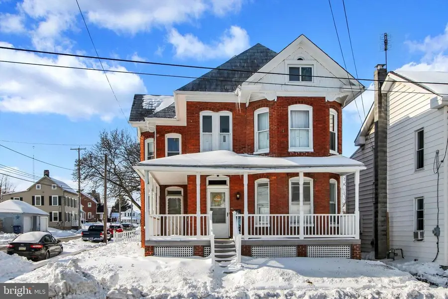 102 N Queen St, Littlestown, PA 17340 - Image #2