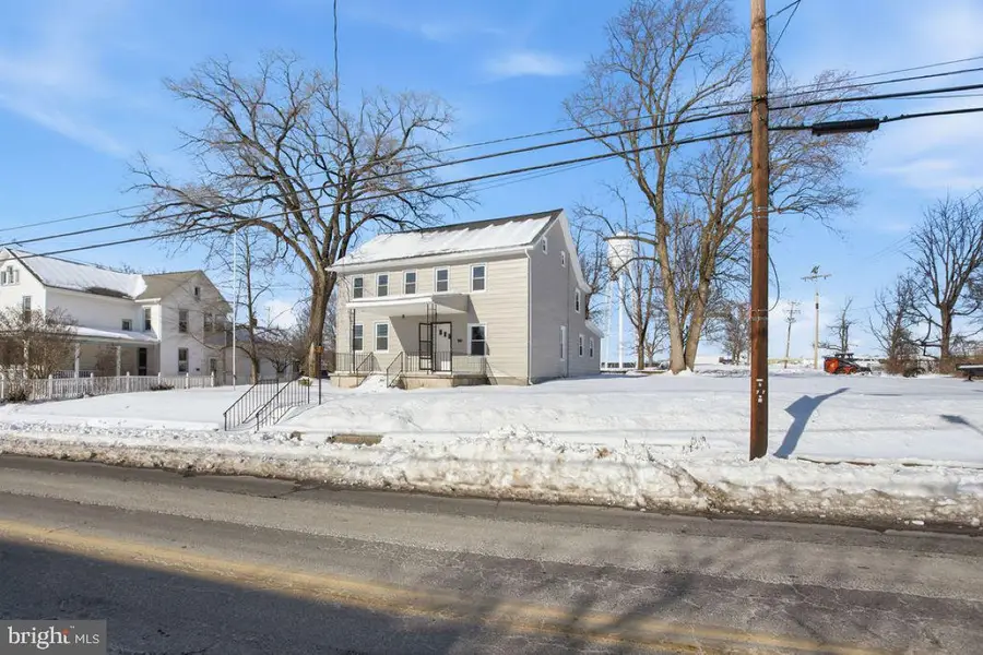 114 E York St, Biglerville, PA 17307 - #2