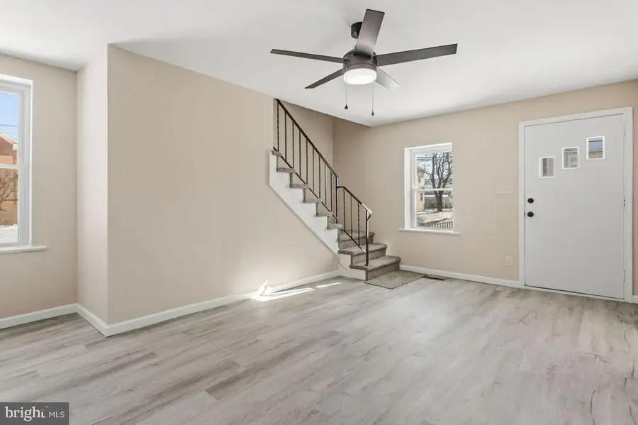 114 E York St, Biglerville, PA 17307 - #3