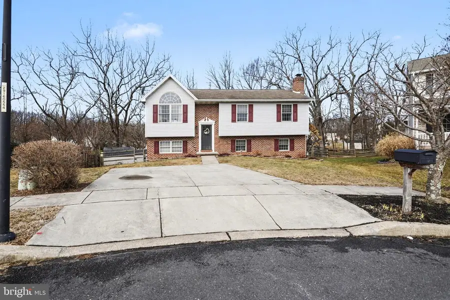 14 Revere Ct, Littlestown, PA 17340 - #2