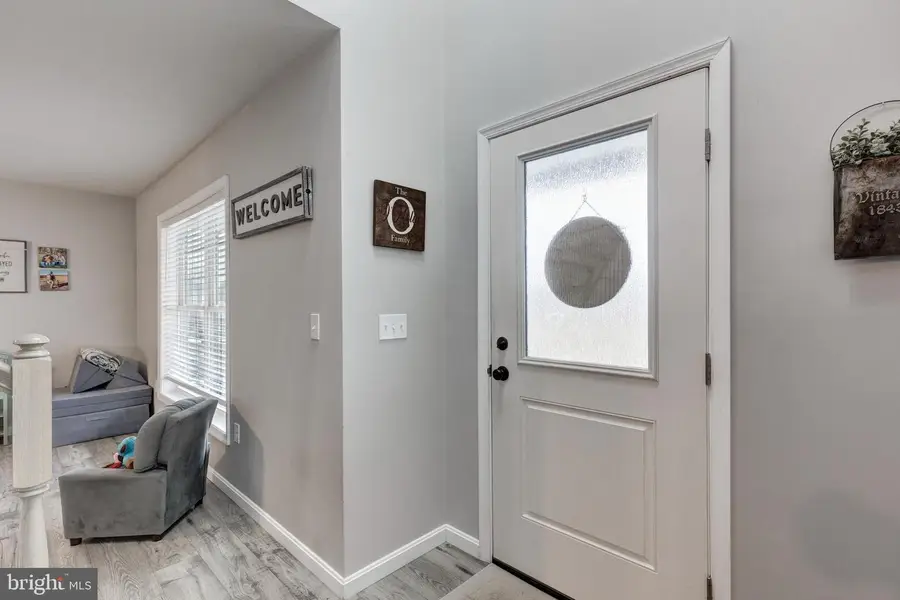 122 Maple St, Littlestown, PA 17340 - #3