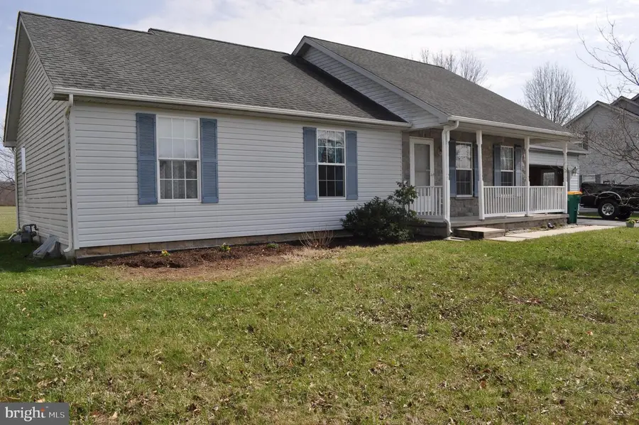 123 Derby Dr, Hanover, PA 17331 - #2