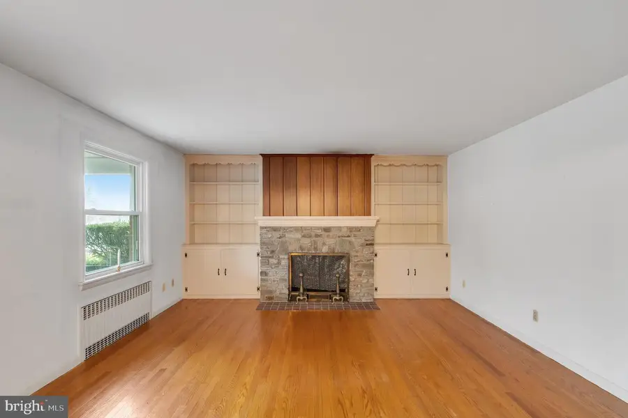 542 Hillcrest Pl, Gettysburg, PA 17325 - #3