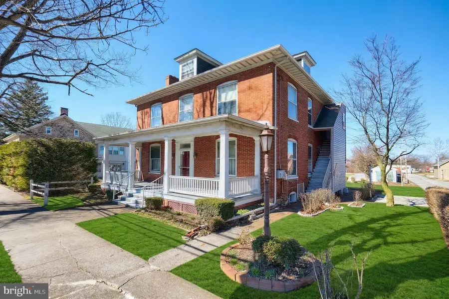 318 Lincoln Way W, New Oxford, PA 17350 - #2