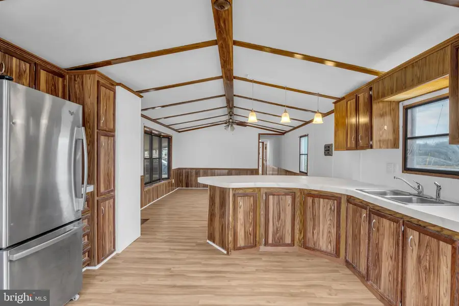 250 Pine Dr, New Oxford, PA 17350 - #3