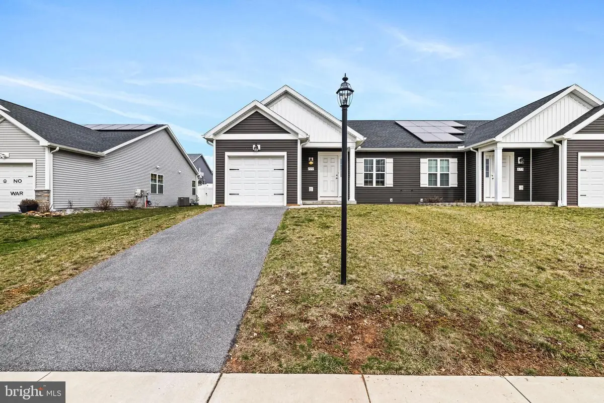 177 Skyview Cir, Hanover, PA 17331 - #1