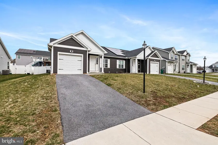 177 Skyview Cir, Hanover, PA 17331 - #2