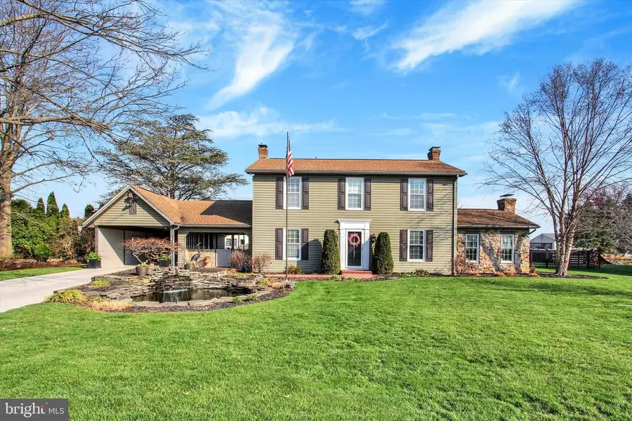 426 N 3rd St, McSherrystown, PA 17344 - #2