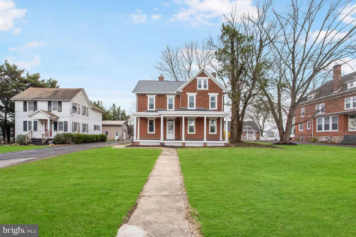 265 E York St, Biglerville, PA 17307 - #1