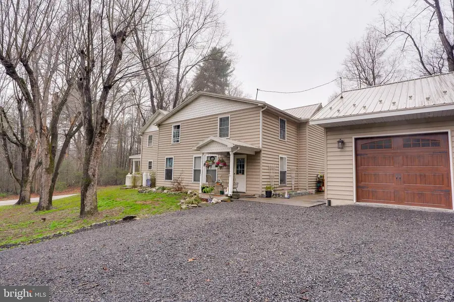 3065 Buchanan Valley Rd, Orrtanna, PA 17353 - #3