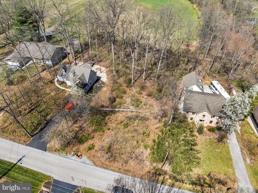 7 Fisher Dr, East Berlin, PA 17316 - #3