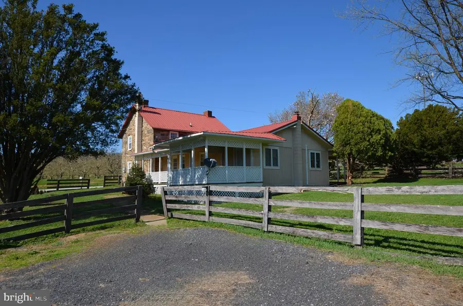 1059 Cashtown Rd, Biglerville, PA 17307 - #3