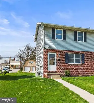 329 South St, Hanover, PA 17331 - #2