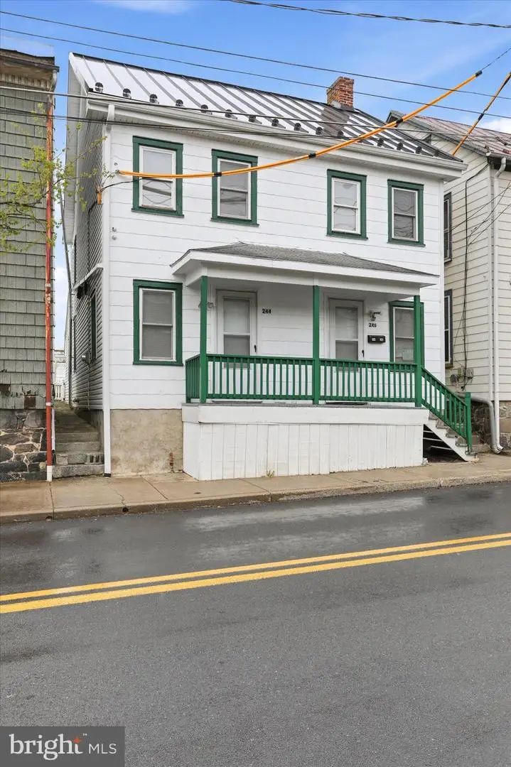 244 S Washington St, Gettysburg, PA 17325 - #3