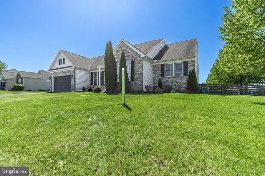 165 Lynx Dr, Hanover, PA 17331 - #3