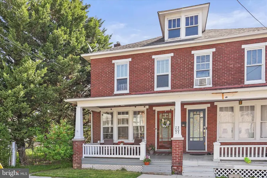 207 N Stratton St, Gettysburg, PA 17325 - #2