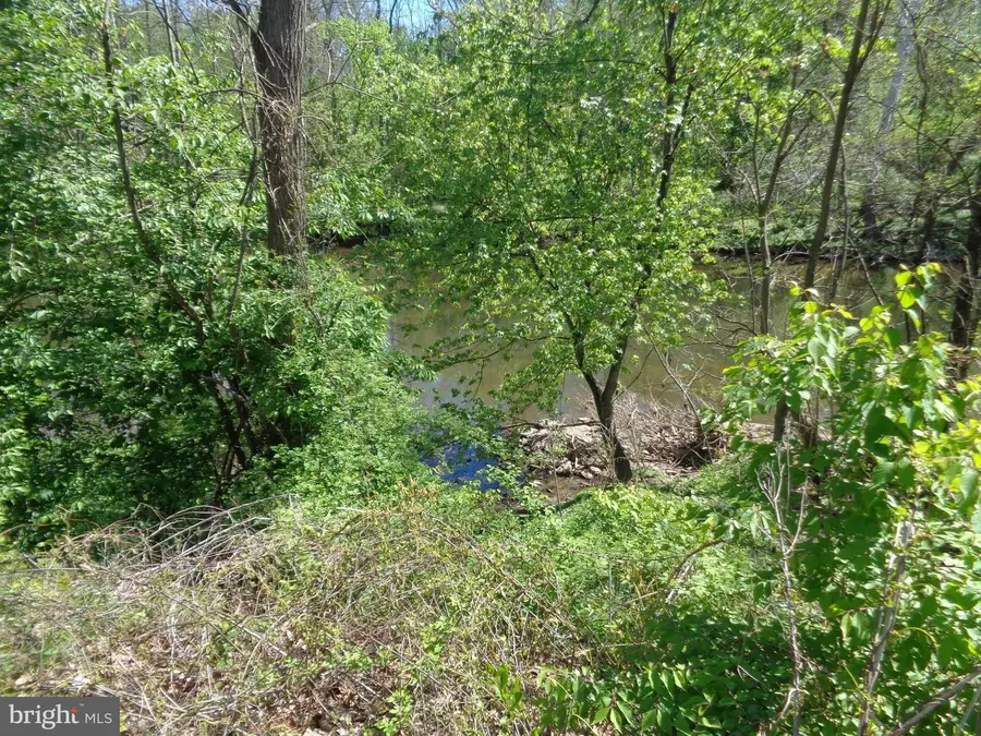 1490 S Browns Dam Dr, New Oxford, PA 17350 - #2