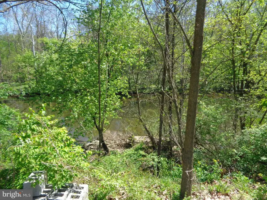 1490 S Browns Dam Dr, New Oxford, PA 17350 - #3