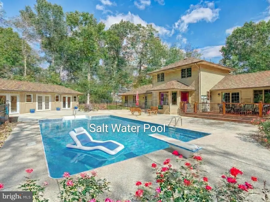 141 Lake Meade Dr, East Berlin, PA 17316 - #3