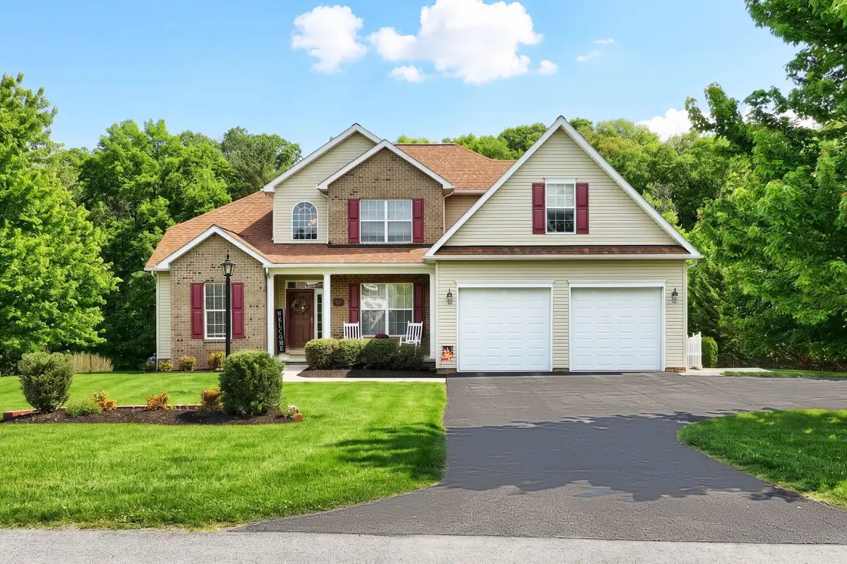 95 E Summit Dr, Littlestown, PA 17340 - #1