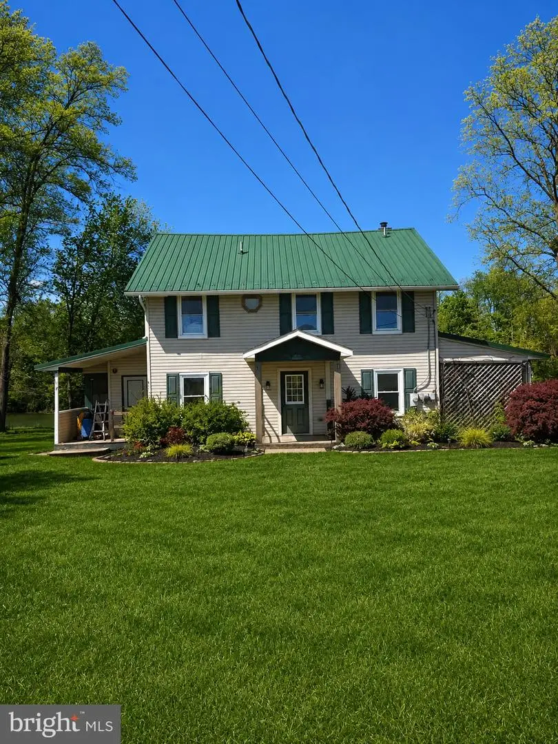 210 Cottage Dr, New Oxford, PA 17350 - #1