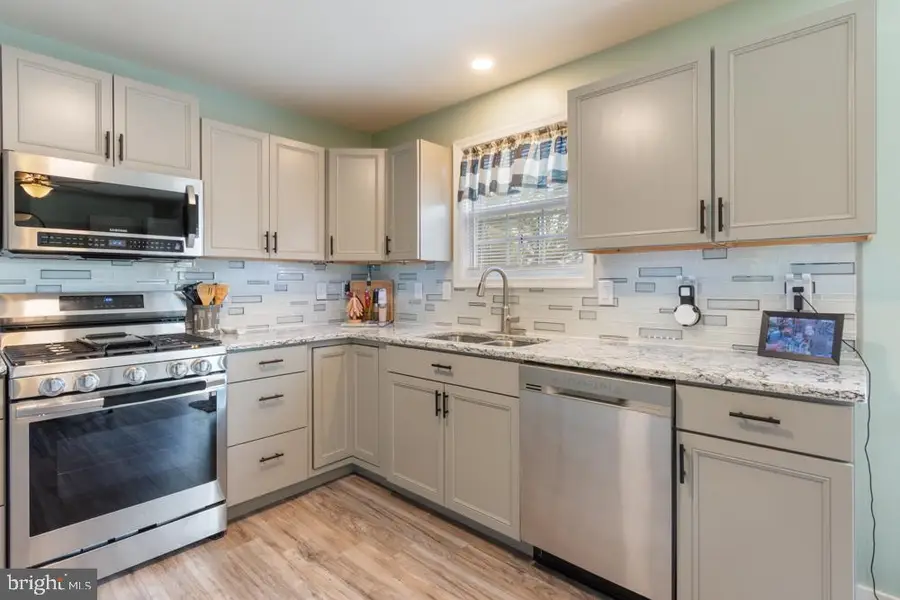 680 Grant Dr, Gettysburg, PA 17325 - #3
