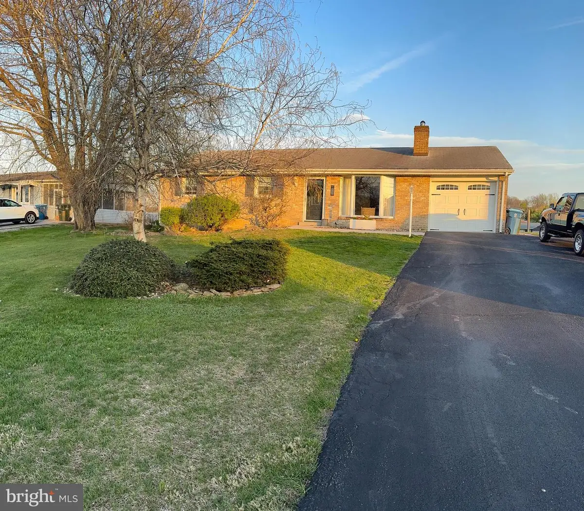 13 Ewell Dr, East Berlin, PA 17316 - #1