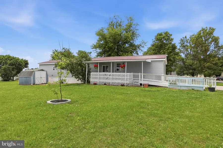 53 Sherill Dr, New Oxford, PA 17350 - #2
